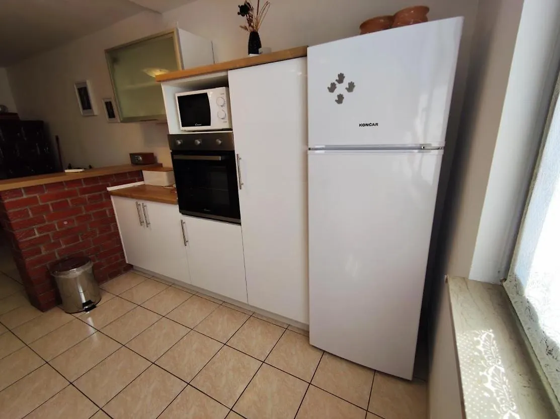 Apartment Jela Pula